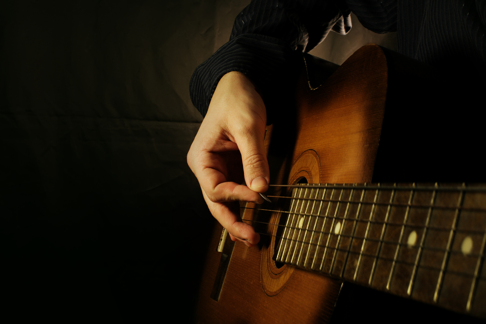 acoustic-blues-guitar-lessons.jpg